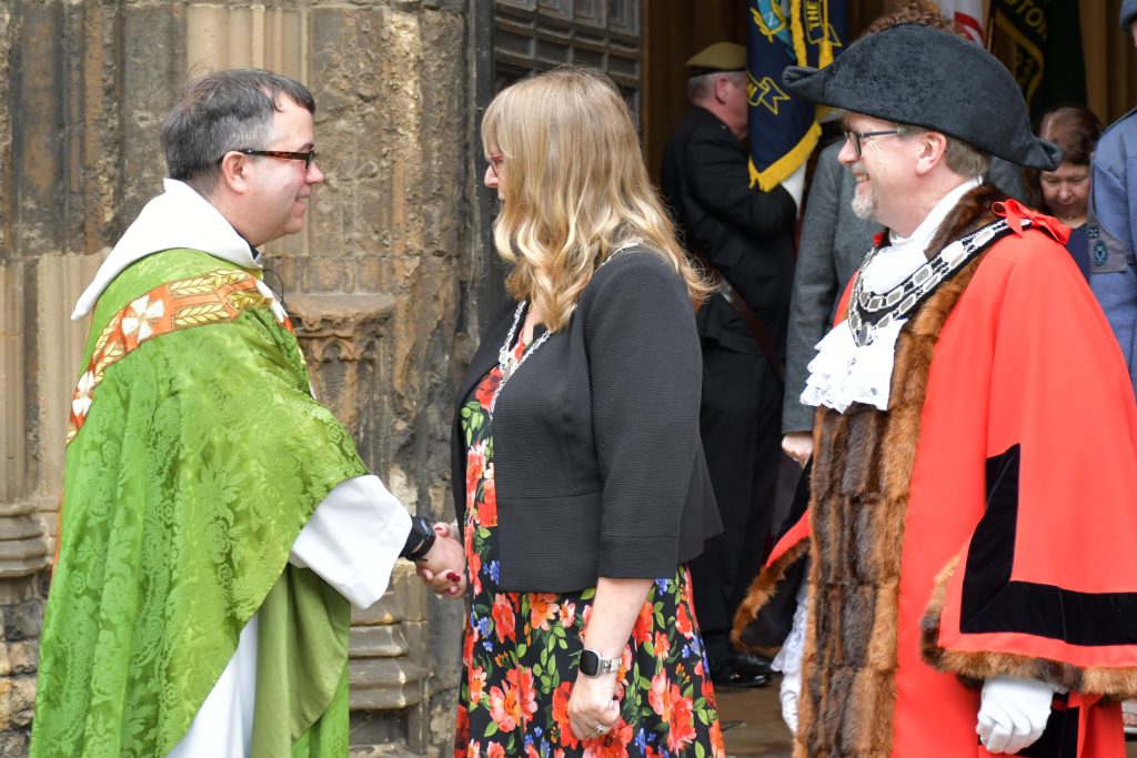 Reverand-Bowler-civic-service-23-1024x683